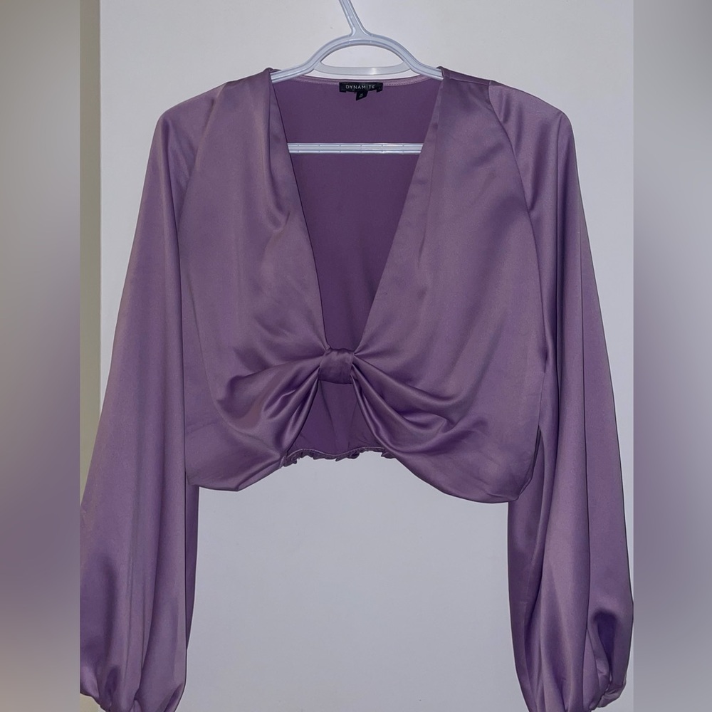 Dynamite Blouse Cropped 
Size Medium